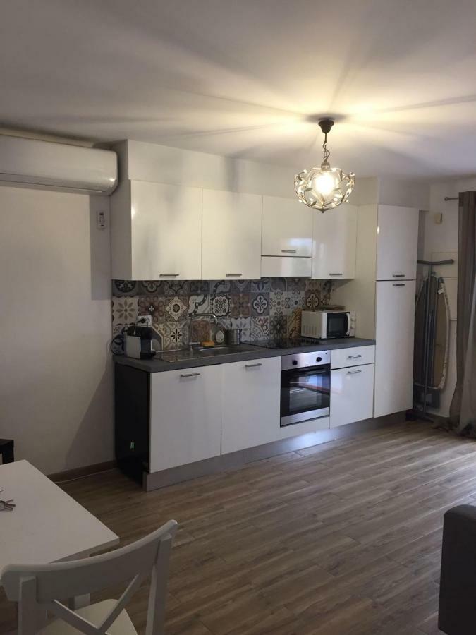 Cosy Poullan, 2-Bedroom Apartment, 200 M From The Beach Νίκαια Εξωτερικό φωτογραφία